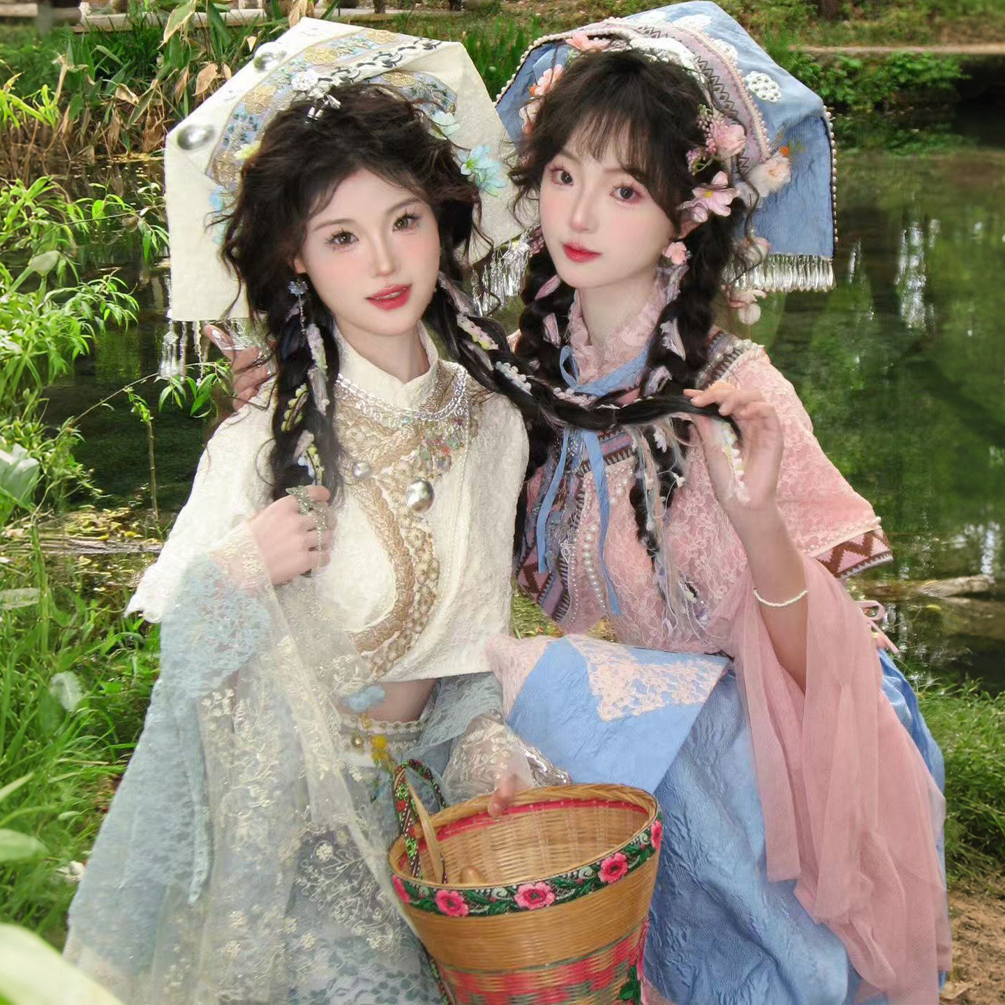 壮族民族服装新款民族少女大理丽江西双版纳旅拍苗疆衣服
